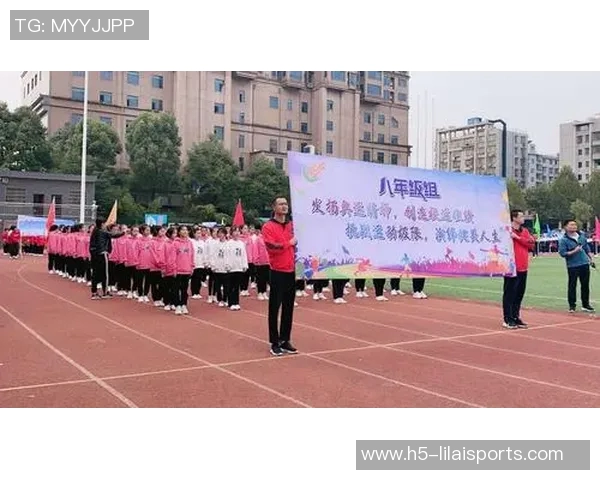 鸵鸟足球俱乐部：追逐梦想的绿茵场上演绎青春与激情的传奇故事